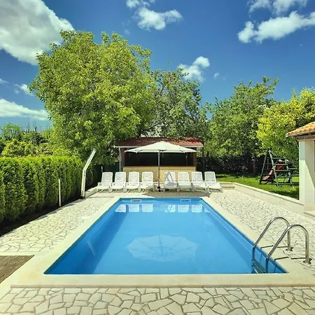 Vakantiehuis Semy Lindar